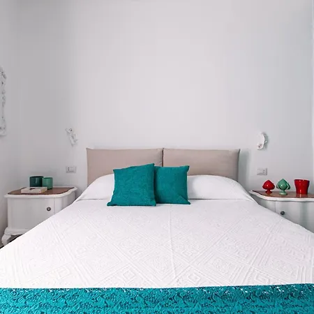 Domus Vittoria Siracusa Holiday home Syracuse